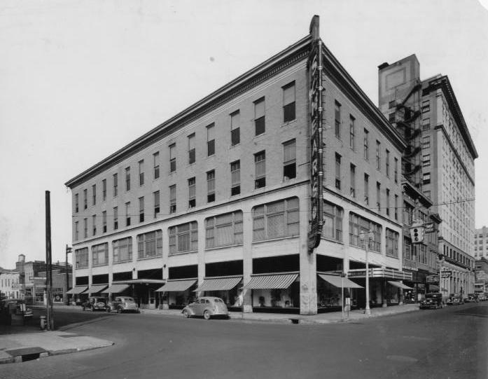 Lahr's Department Store